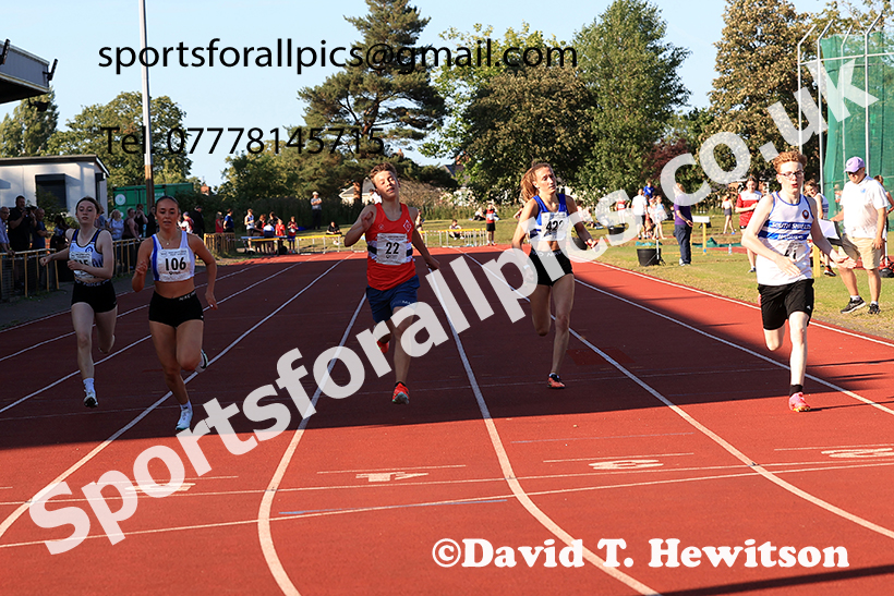 200 metres, 2025 NEGP No 4, Monkton. Photo: David T. Hewitson/Sports for All Pics